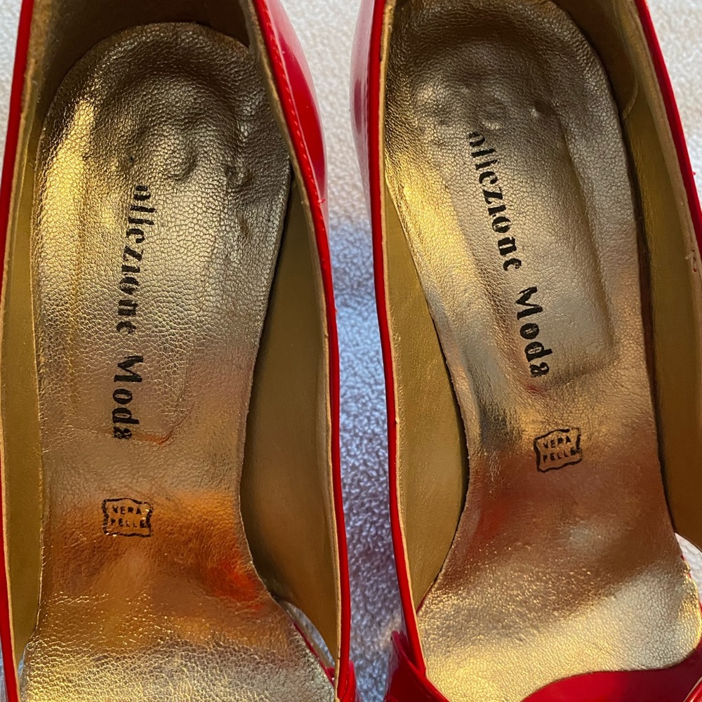 Red heels - Picture 5 of 9